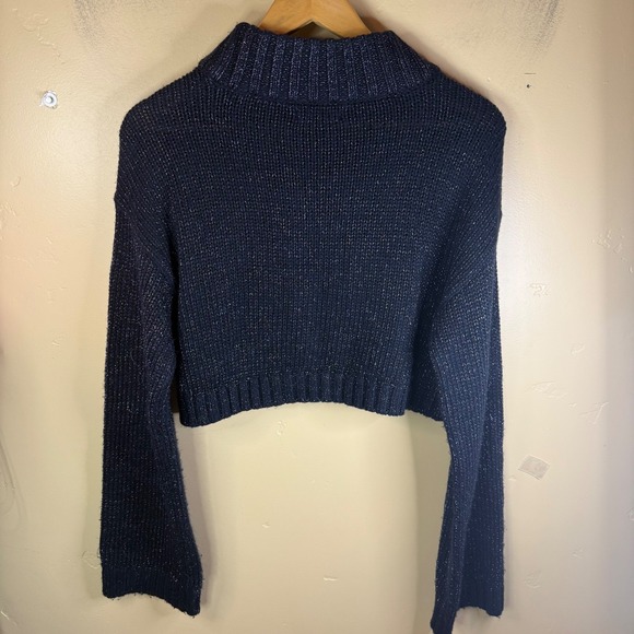 Revolve h:ours Cropped Sparkly Sweater Med Super Fun Warm Office - Picture 11 of 12